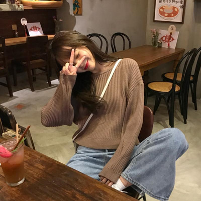 Női őszi-téli pulóver kerek nyakkivágással, többféle színben