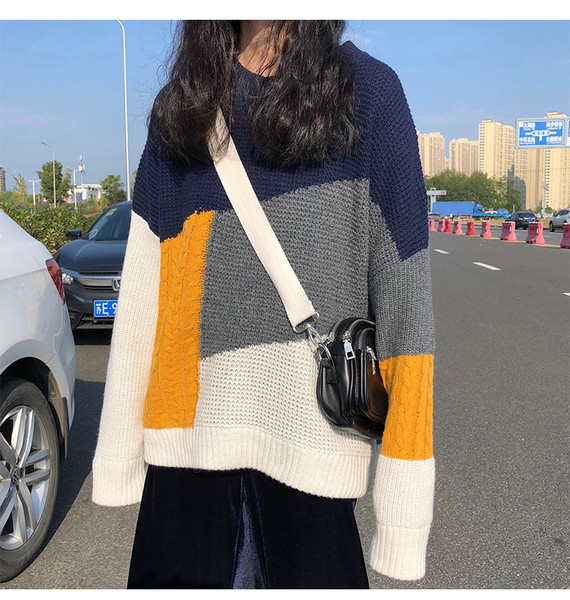 Γυναικείο χειμερινό πουλόβερ με στρογγυλη λαιμόκοψη