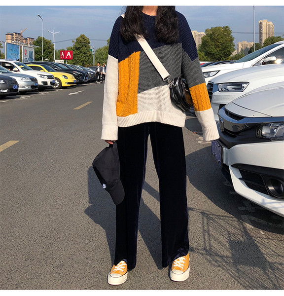 Γυναικείο χειμερινό πουλόβερ με στρογγυλη λαιμόκοψη