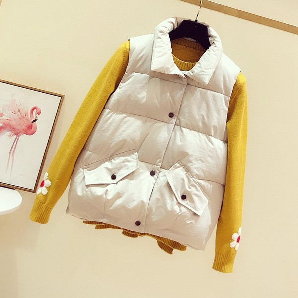 Hétköznapi női mellény új modellje fehér és fekete színben