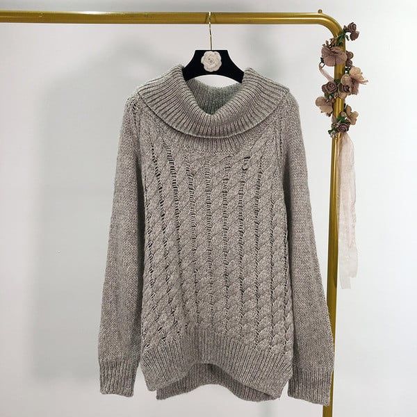 Γυναικείο πουλόβερ με κολάρο σε μπορντό , μπεζ και γκρι χρώμα