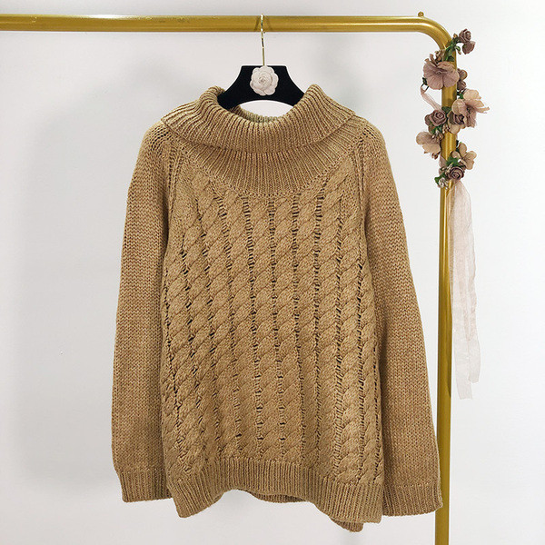 Γυναικείο πουλόβερ με κολάρο σε μπορντό , μπεζ και γκρι χρώμα