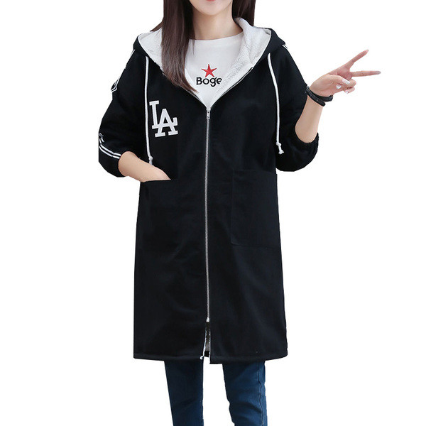 Női alkalmi hosszú kabát cipzárral és felirattal három színben