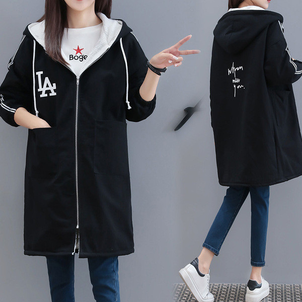 Női alkalmi hosszú kabát cipzárral és felirattal három színben