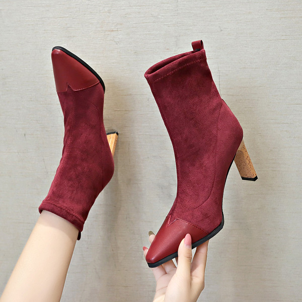 Cizme ascuțite de damă stilate cu toc subțire în două culori