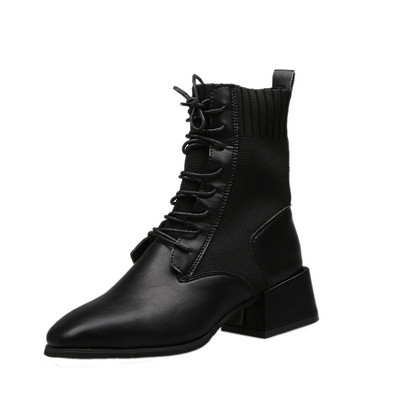 Modern női csizma fűzővel és vastag sarokkal - két modell