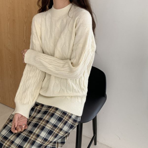 Női alkalmi pulóver zöld, narancs és fehér színben