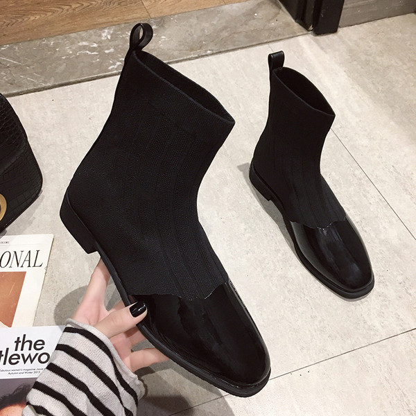 Cizme de dama stilate de culoare neagra - tip soseta