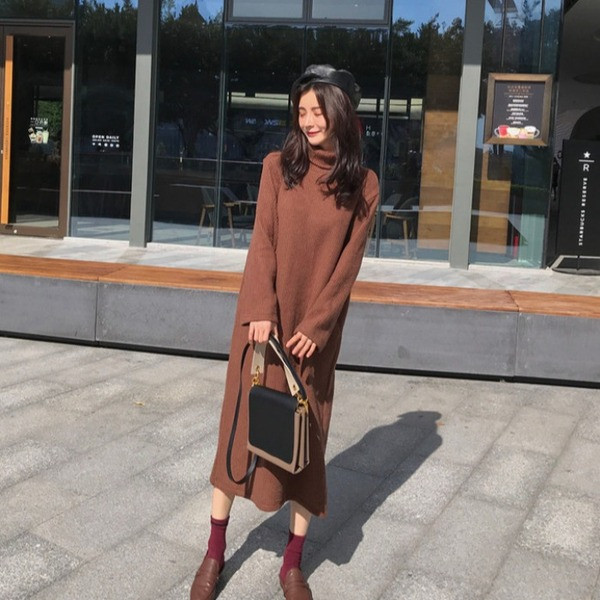 Μακρύ και ευρύ πλεκτό φόρεμα με κολάρο - τρία χρώματα