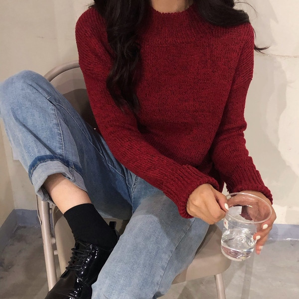 Női téli pulóver hosszú modell magas gallérral több színben