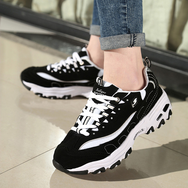 Alkalmi férfi tornacipő fűzővel és vastag talppal, fekete színben