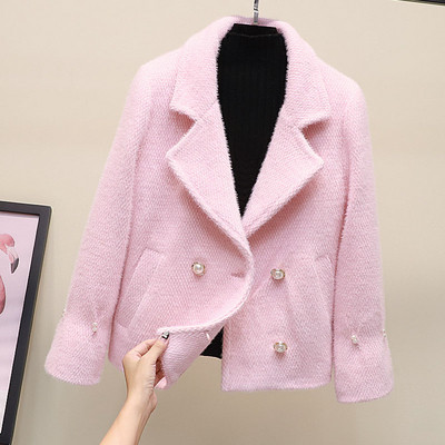 Aktuális női rövid kabát fehér és rózsaszín gombokkal