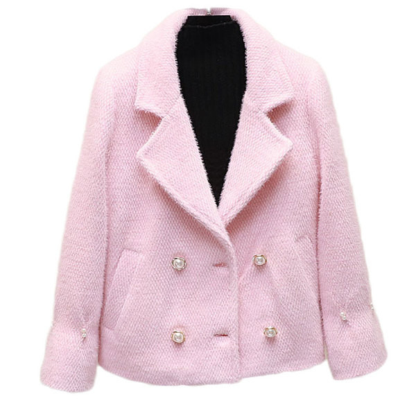 Aktuális női rövid kabát fehér és rózsaszín gombokkal