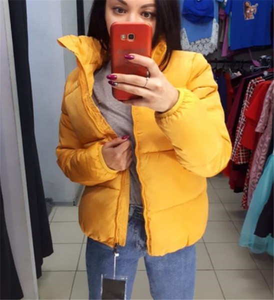 Модерно дамско късо зимно яке с висока яка в седем цвята 