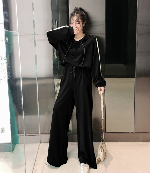 Дамски ежедневен комплект от суичър и широк панталон