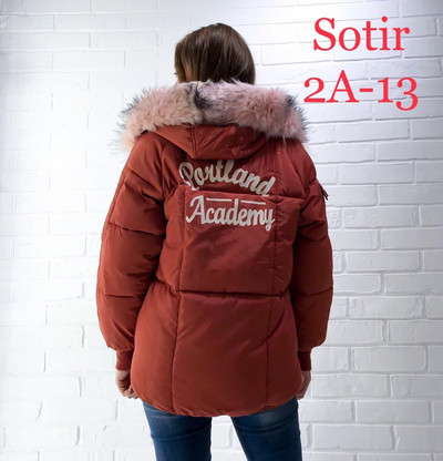 Modern női téli kabát pehellyel és zsebekkel hét színben