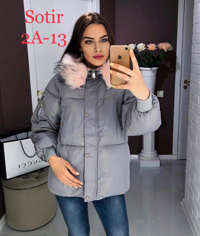 Modern női téli kabát pehellyel és zsebekkel hét színben