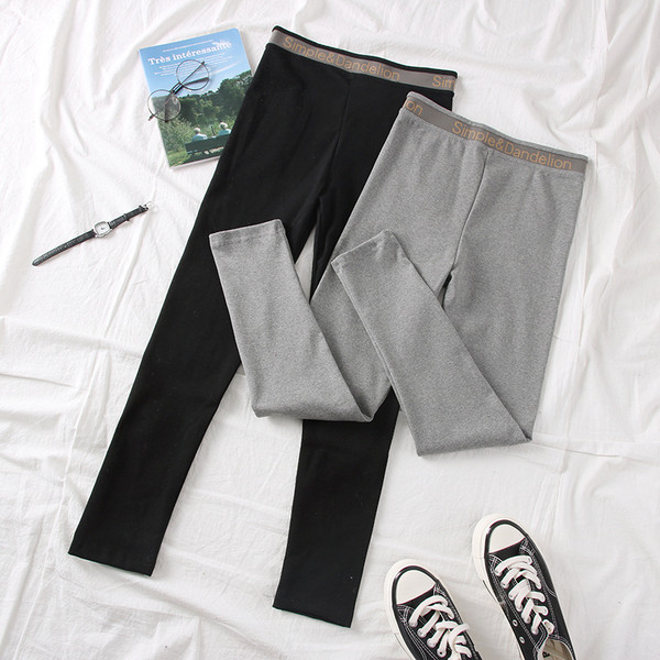 Modern női leggings fekete és szürke színben