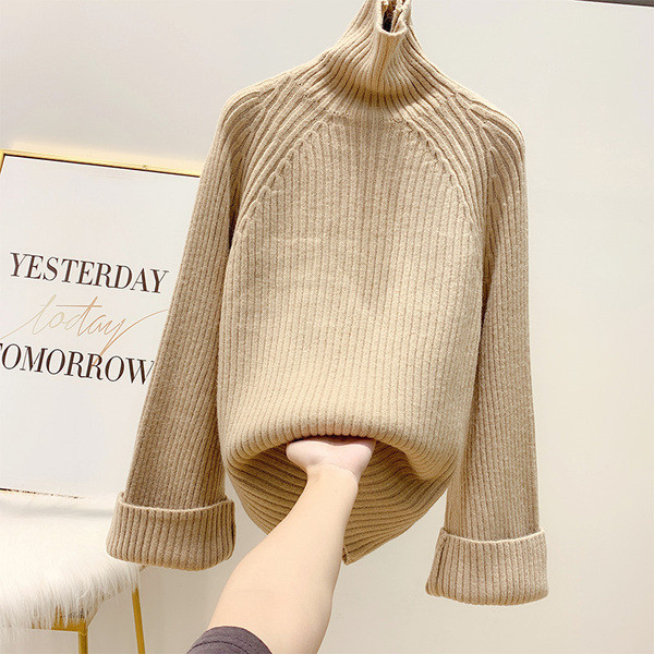 Modern női pulóver magas gallérral, többféle színben