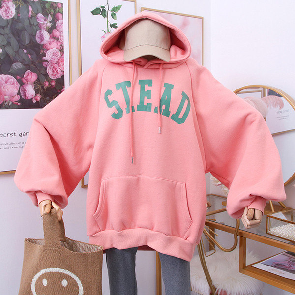 Új modell női pulóver kapucnival és több színben mintával