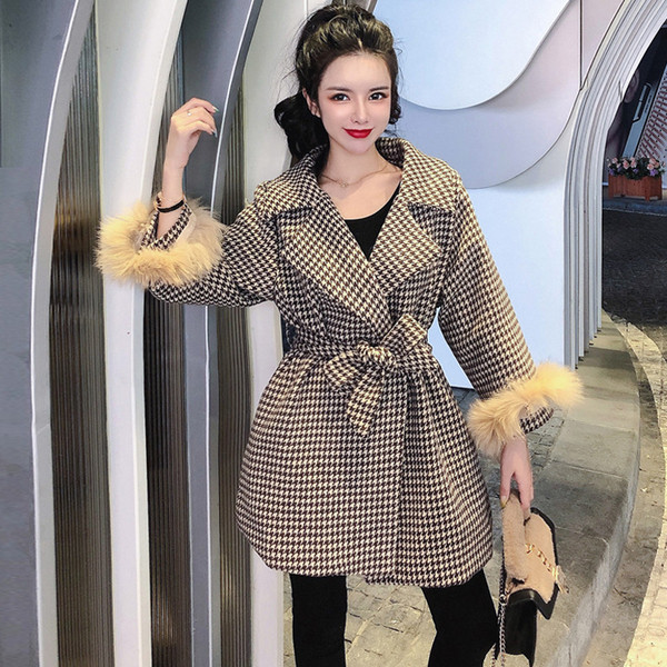 Дамско ежедневно палто разкроен модел с колан и пух в два цвята