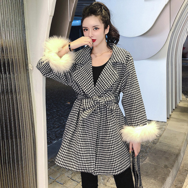 Дамско ежедневно палто разкроен модел с колан и пух в два цвята