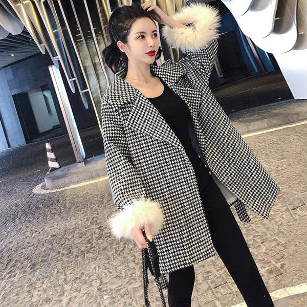 Дамско ежедневно палто разкроен модел с колан и пух в два цвята