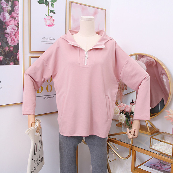 Modern női blúz kapucnival és cipzárral szürke, fekete, bézs és rózsaszín színben