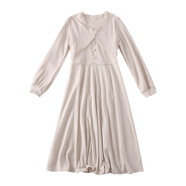 Alkalmi női ruha spitz nyakkivágással - több színben szabott modell