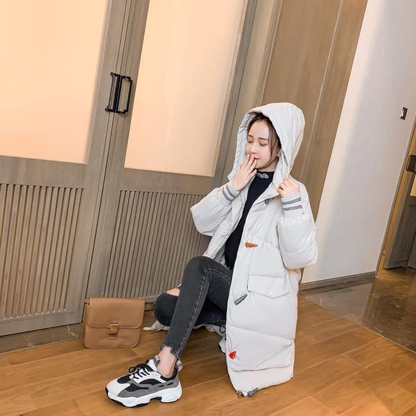 Modern női téli hosszú kabát - széles modell kapucnival öt színben