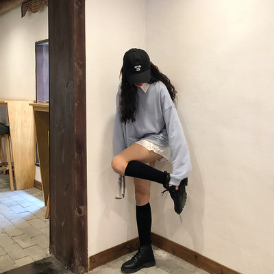 Bluză casual de damă cu decolteu rotund în verde, galben și albastru