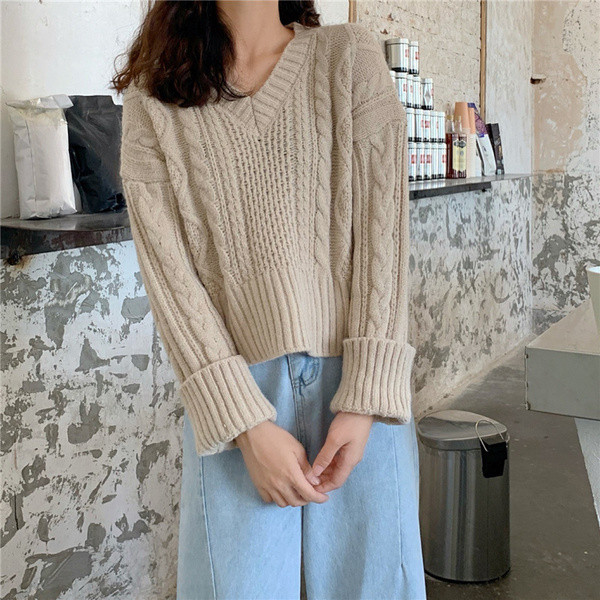 Női pulóver spitzgallérral, fekete, szürke és bézs színben