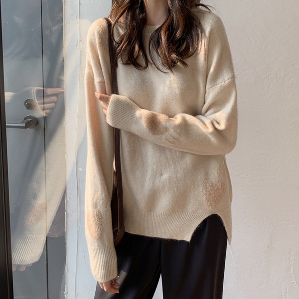 Pulover de dama modern cu broderie in verde, alb si portocaliu