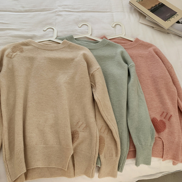 Pulover de dama modern cu broderie in verde, alb si portocaliu