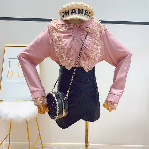 Stílusos női ing csipkével és gallérral több színben