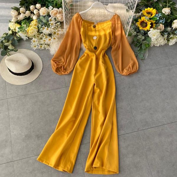 Salopeta lunga de dama cu nasturi si decolteu oval