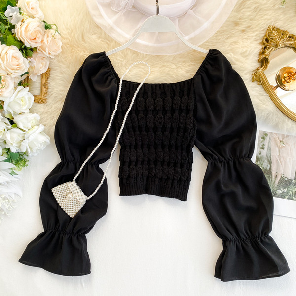 Μοντέρνα γυναικεία μπλούζα με τετράγωνη λαιμόκοψη σε διάφορα χρώματα