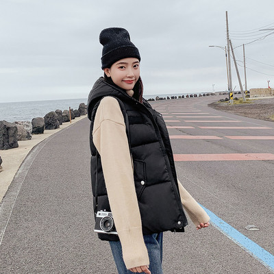 Alkalmi női mellény kapucnival és zsebekkel, négy színben