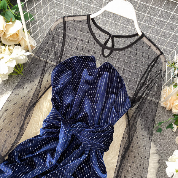 Rochie de damă elegantă din catifea în negru și albastru