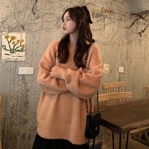 Modern női pulóver két színben, ovális nyakkivágással