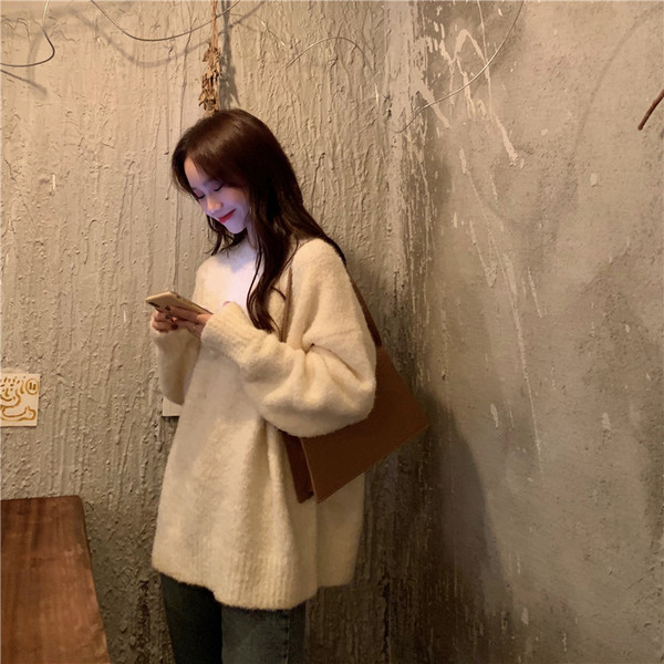 Modern női pulóver két színben, ovális nyakkivágással