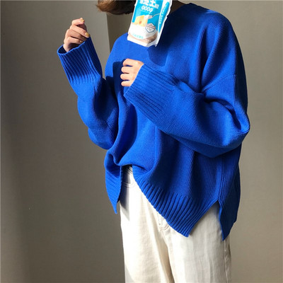 Stílusos női téli pulóver zöld, fehér és kék hasítékokkal