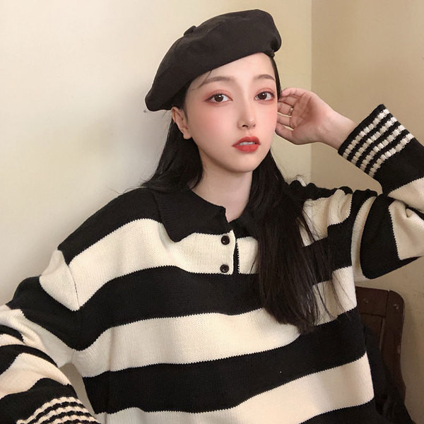 Aktuális női csíkos gombos blúz