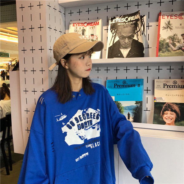 Casual Γυναικεία μπλούζα με ευρύ μοντέλο 