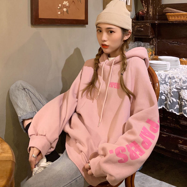 Hanorac de dama in doua culori cu inscriptii si gluga model lat