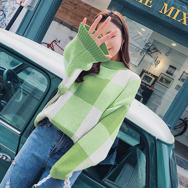 Μοντέρνο γυναικείο πουλόβερ  σε μπλε, πράσινο και κίτρινο χρώμα