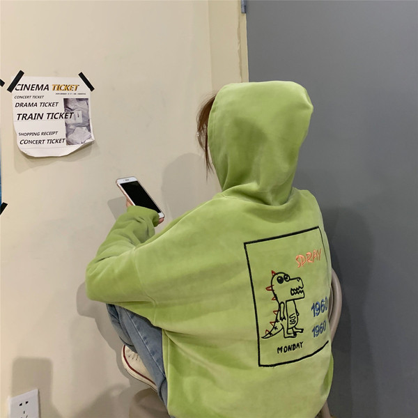 Γυναικεία casual μπλούζα σε ροζ πράσινο και μπλε χρώμα με γράμματα