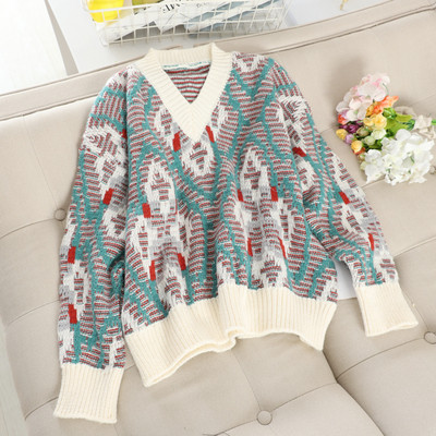 Pulover de dama cu decolteu spitz in doua culori