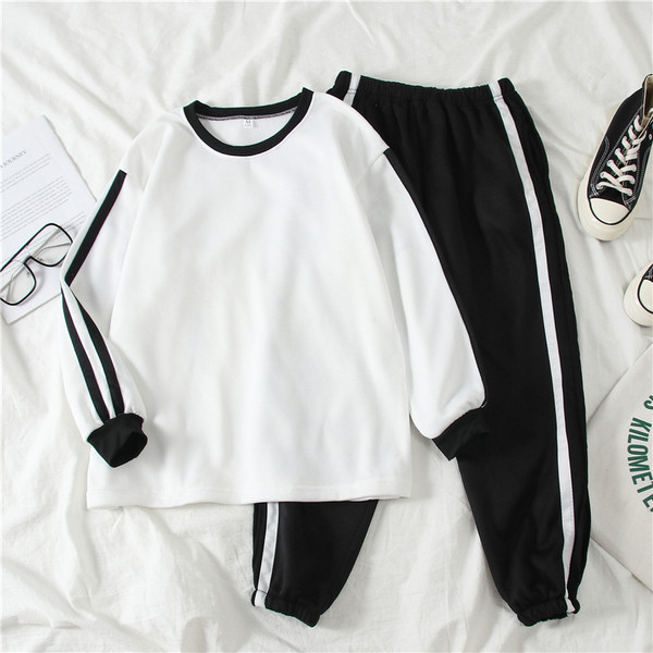 Set sport pentru femei din două părți cu margine alb-negru