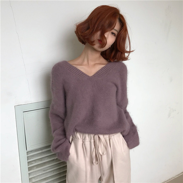 Rózsaszín és lila színű női blúz spitz nyakkivágással